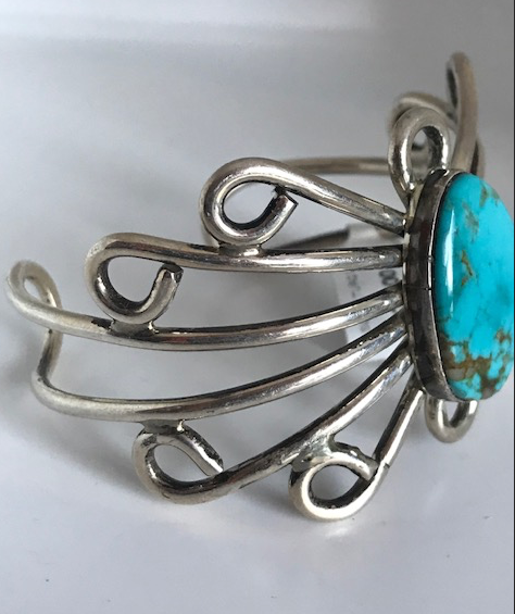 BEAUTIFUL STERLING SILVER TURQUOISE BRACELET